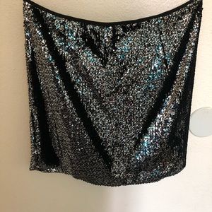 Sequence mini skirt